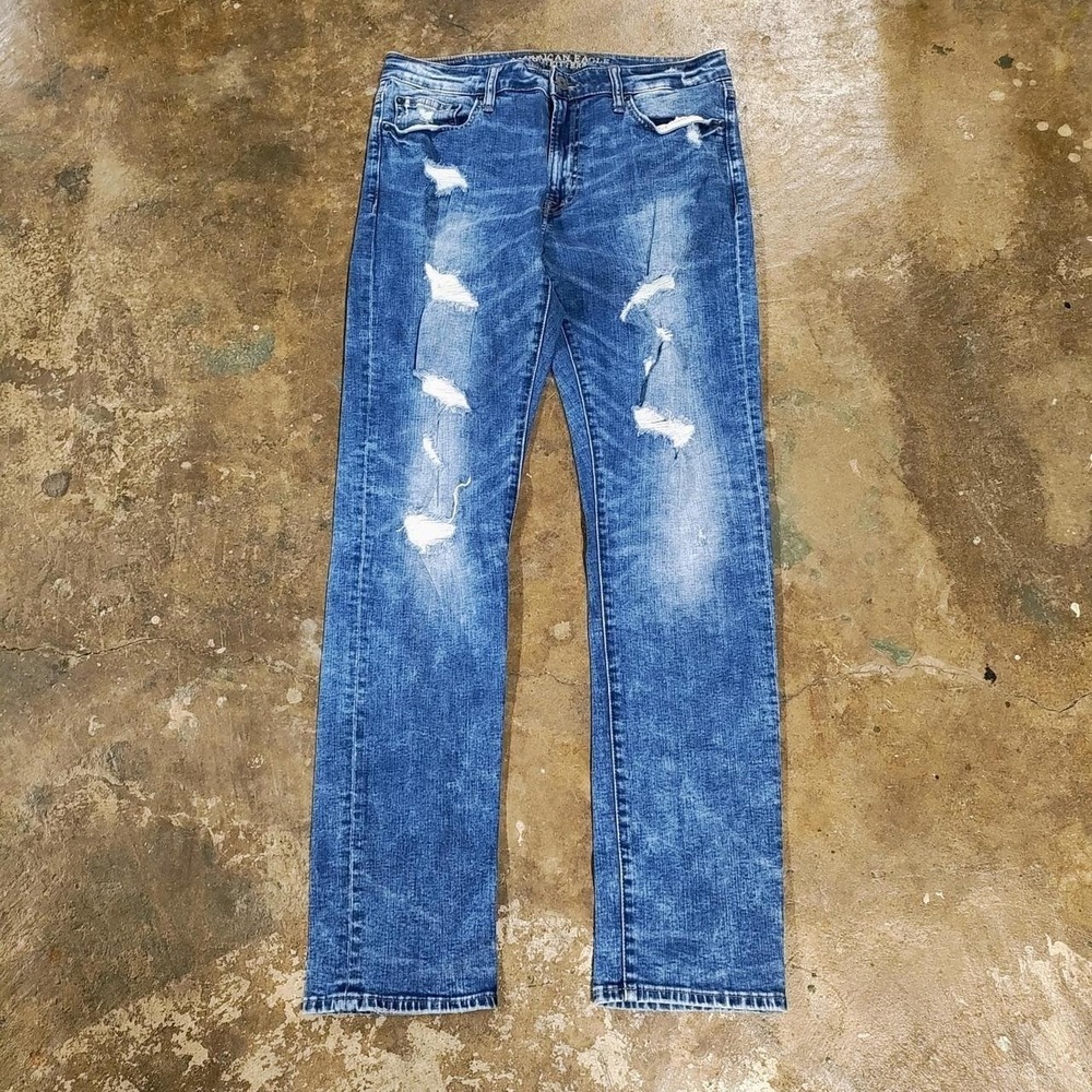 American Eagle jeans men's 33x32 Slim extreme flex stretch ripped distressed